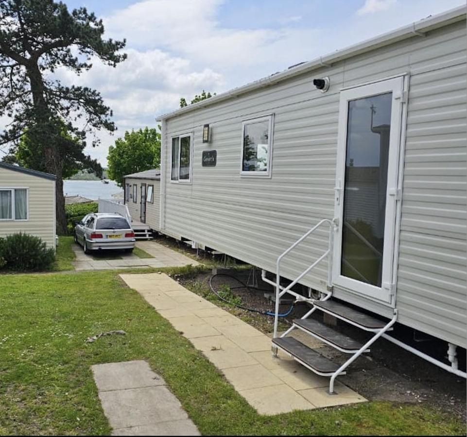 Hotel 46 Pine Ridge Poole Exterior foto